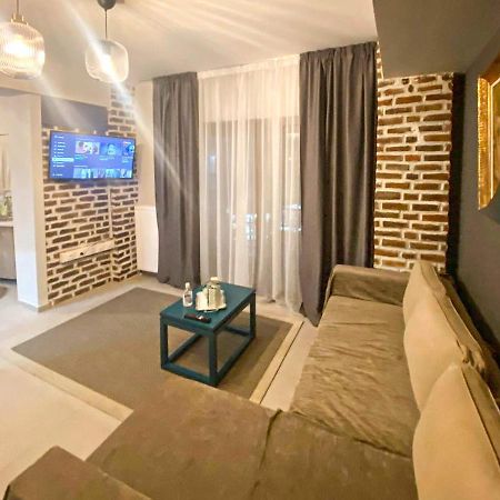 Tm Apartment No 2 - Scandinavian Style Aridaía Екстериор снимка