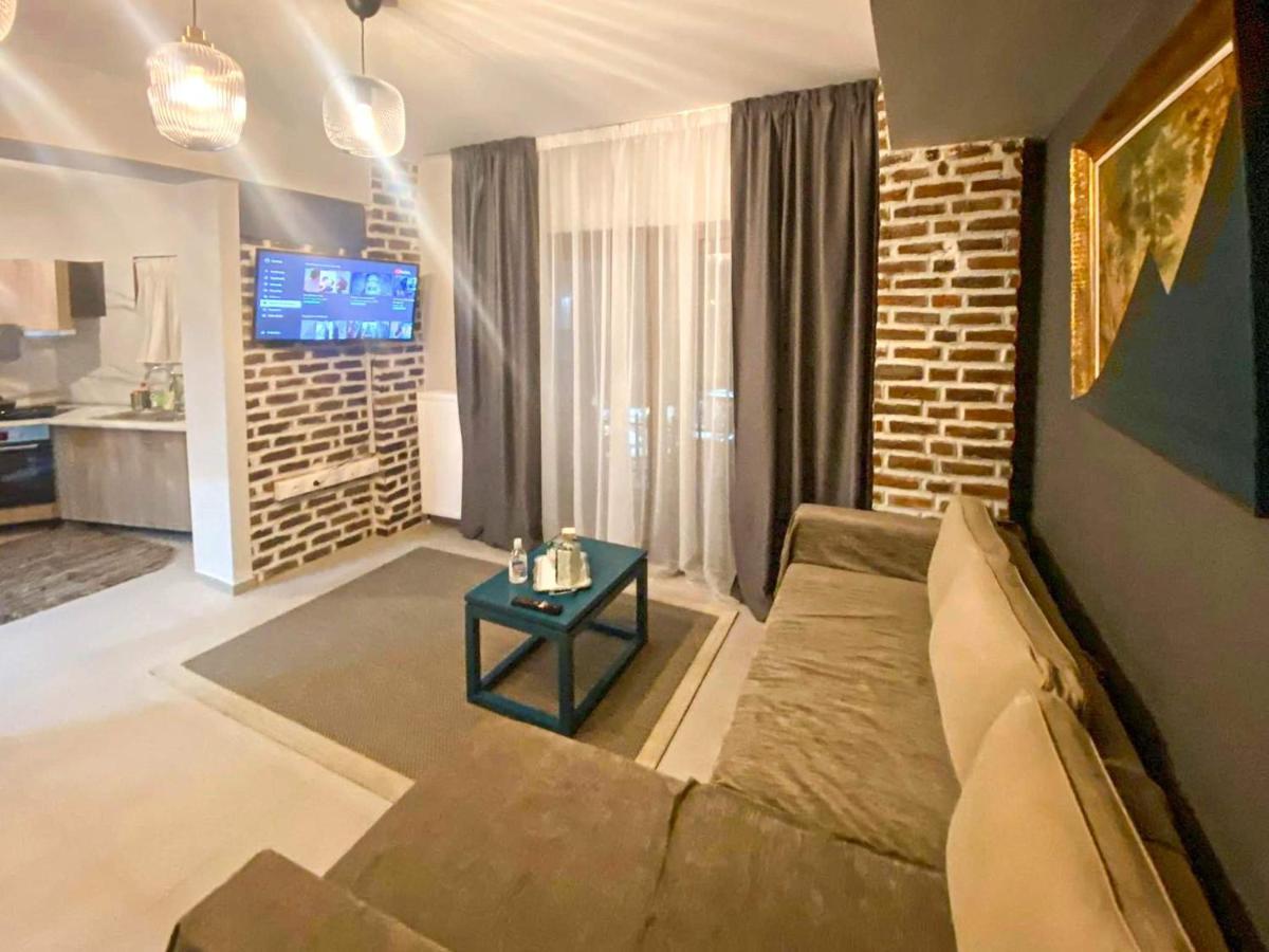 Tm Apartment No 2 - Scandinavian Style Aridaía Екстериор снимка